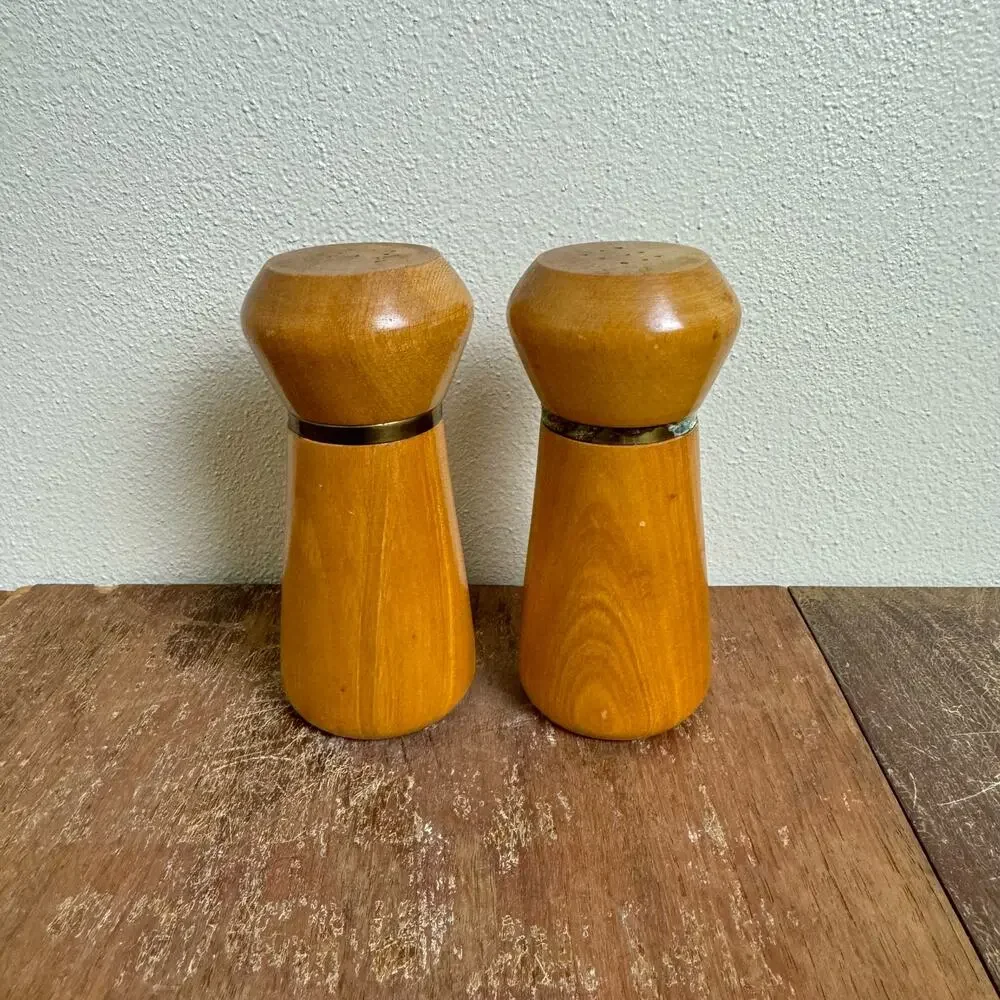 MCM Wood Salt Pepper Shakers Woodpecker Woodware Japan Atomic Mid Century Modern